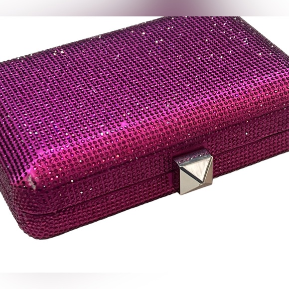Sparkling Pink Clutch with few missing stones & scraped on one corner visible - Picture 2 of 14